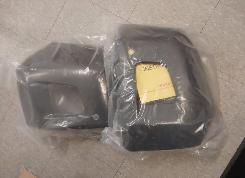 Photo 12 of 2016 Toyota Tundra LIMITED 5.7L V8 (VIN 5TFHY5F11GX500551)