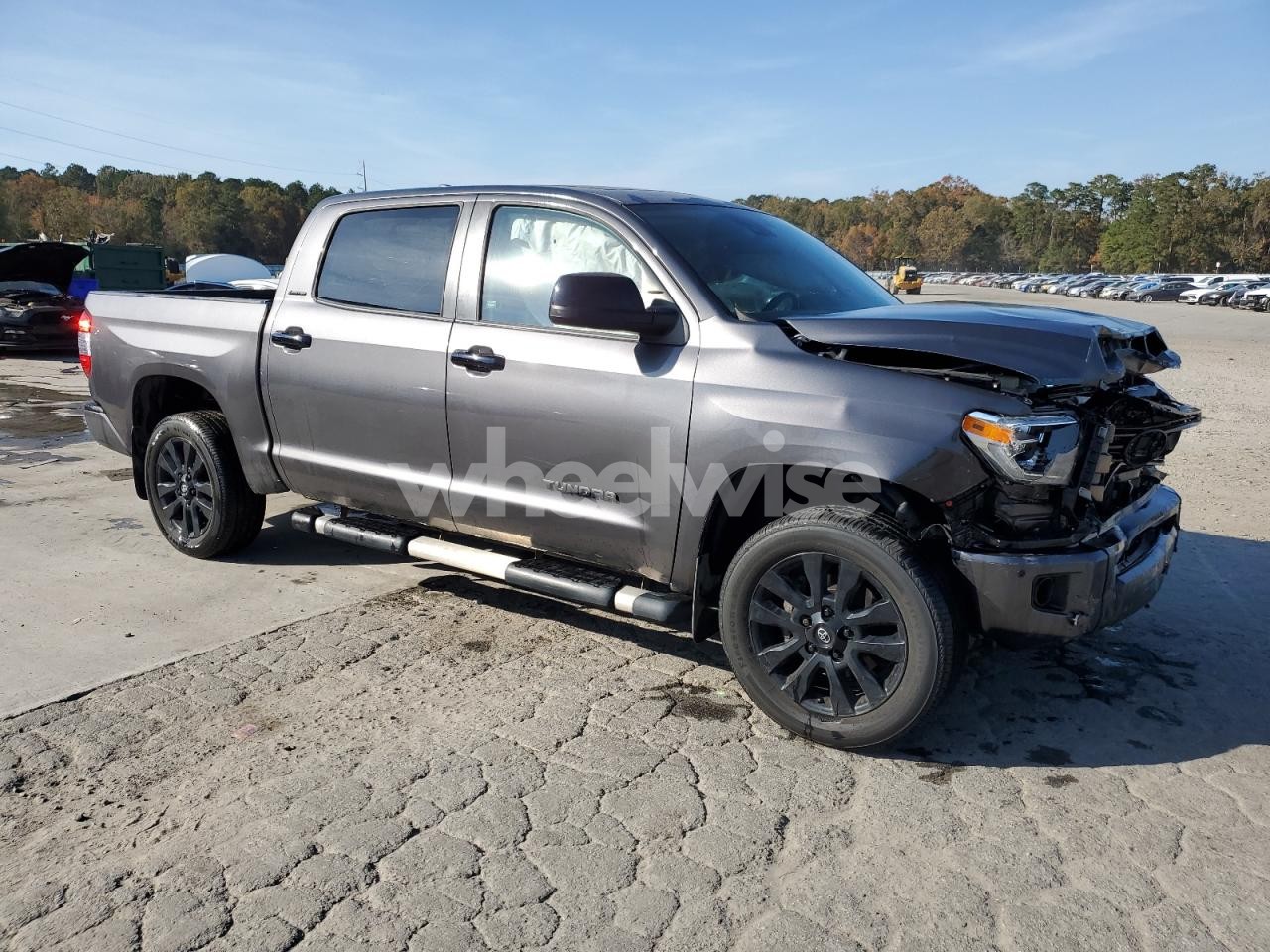 Photo 4 of 2021 TOYOTA TUNDRA CREWMAX LIMITED (VIN 5TFHY5F11MX030291)