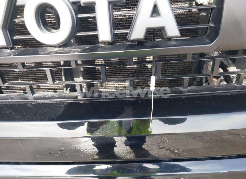 Photo 18 of 2014 Toyota Tundra LIMITED 5.7L V8 (VIN 5TFHY5F12EX373998)