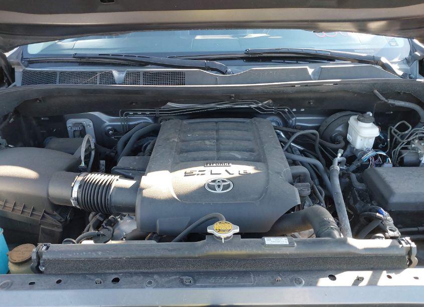 Photo 10 of 2016 Toyota Tundra LIMITED 5.7L V8 (VIN 5TFHY5F13GX549508)
