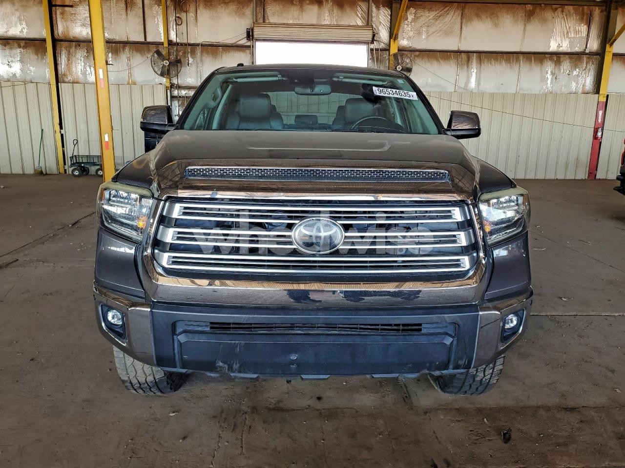 Photo 5 of 2018 TOYOTA TUNDRA CREWMAX LIMITED (VIN 5TFHY5F13JX763700)