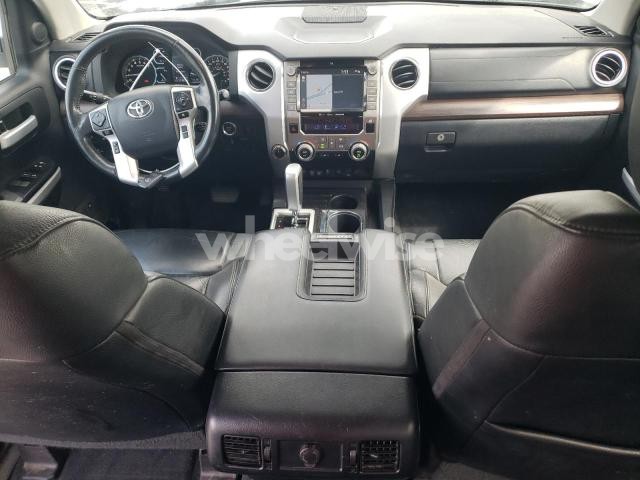 Photo 2 of 2020 TOYOTA TUNDRA CREWMAX LIMITED (VIN 5TFHY5F14LX910951)