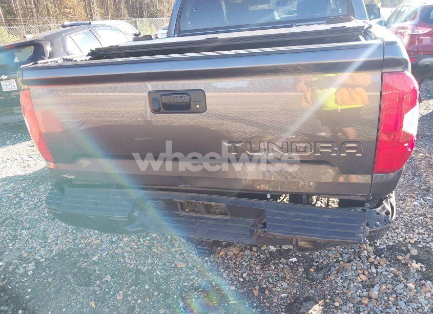 Photo 6 of 2021 Toyota Tundra LIMITED (VIN 5TFHY5F14MX996246)