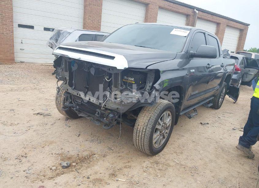 Photo 2 of 2019 Toyota Tundra LIMITED 5.7L V8 (VIN 5TFHY5F15KX777874)