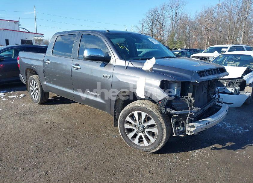 2019 Toyota Tundra LIMITED 5.7L V8 (VIN 5TFHY5F15KX847809) main photo