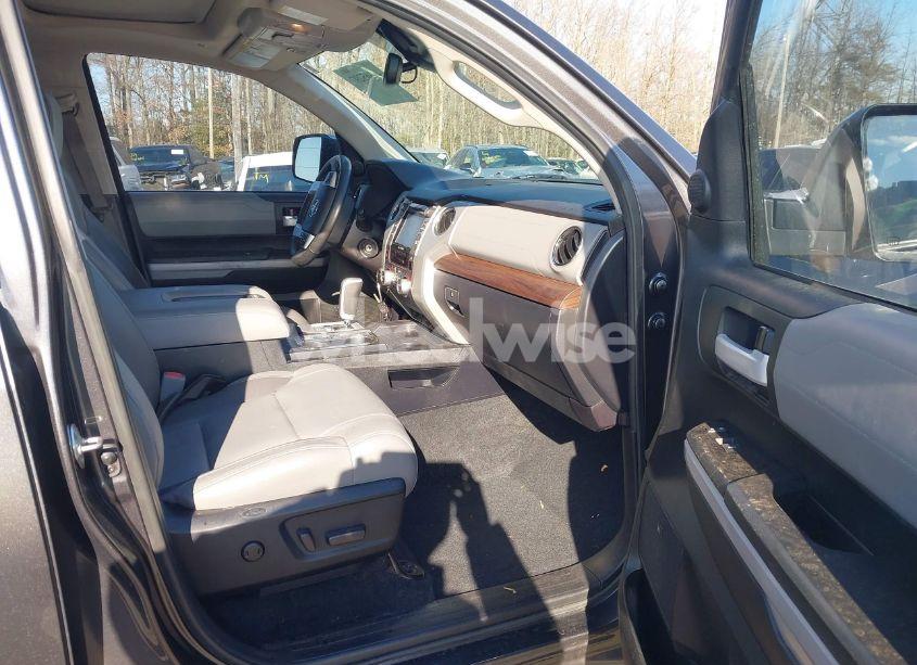 Photo 5 of 2019 Toyota Tundra LIMITED 5.7L V8 (VIN 5TFHY5F15KX847809)