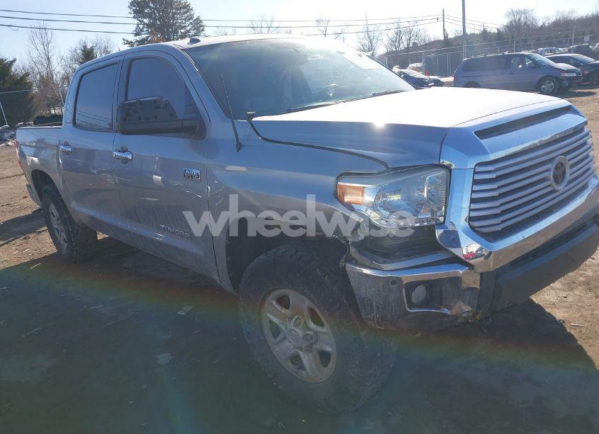 2016 Toyota Tundra LIMITED 5.7L V8 (VIN 5TFHY5F16GX524926) main photo