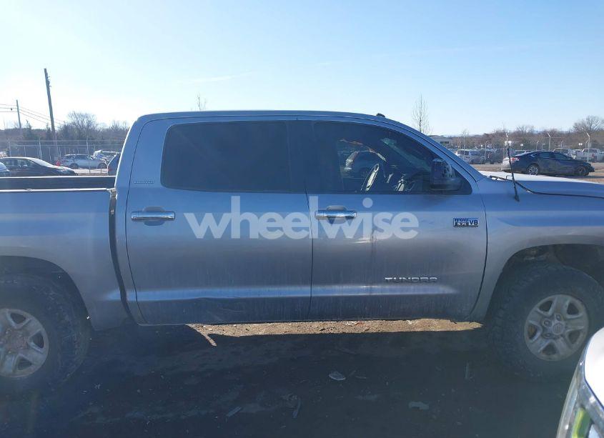 Photo 12 of 2016 Toyota Tundra LIMITED 5.7L V8 (VIN 5TFHY5F16GX524926)