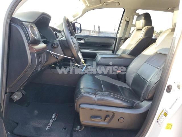 Photo 6 of 2020 TOYOTA TUNDRA CREWMAX LIMITED (VIN 5TFHY5F16LX917738)