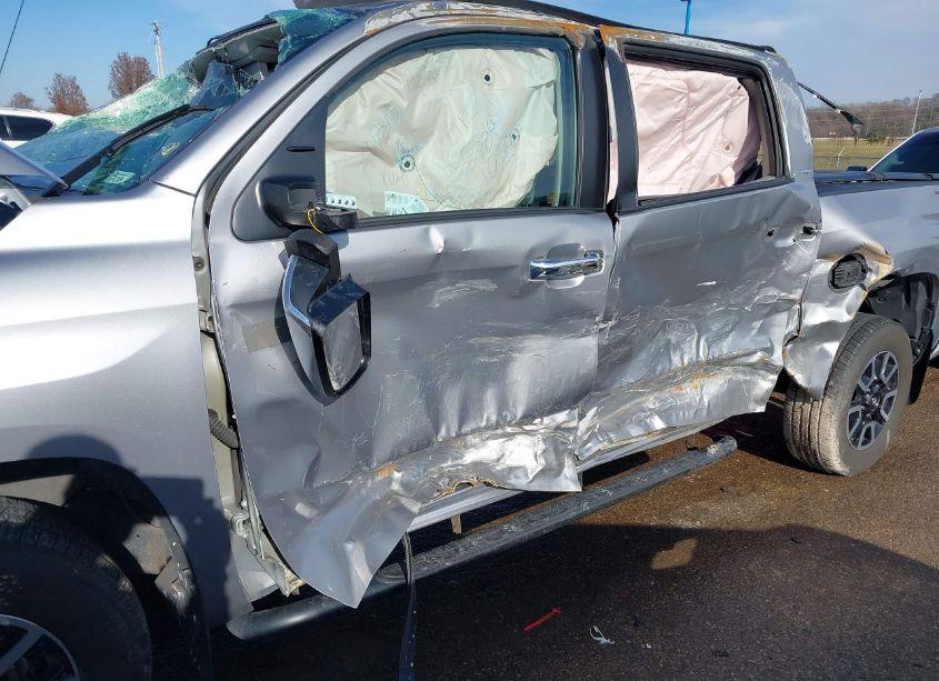 Photo 6 of 2019 Toyota Tundra LIMITED 5.7L V8 (VIN 5TFHY5F18KX868220)