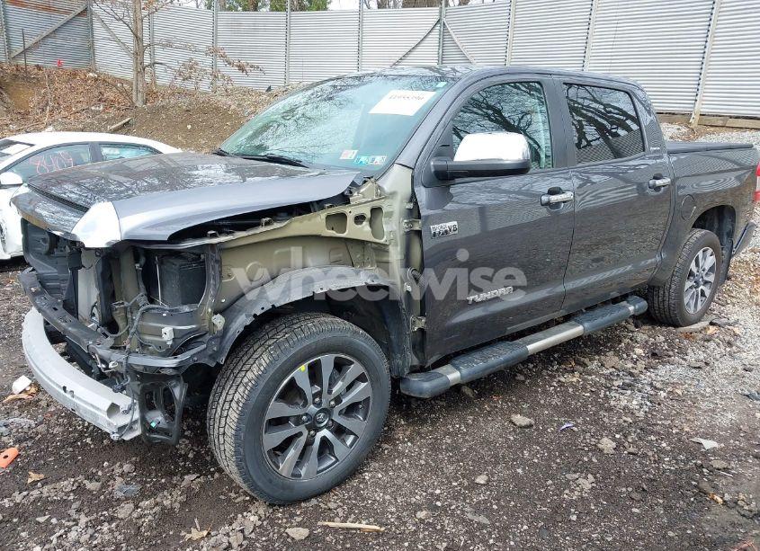 Photo 2 of 2020 Toyota Tundra LIMITED (VIN 5TFHY5F18LX903548)