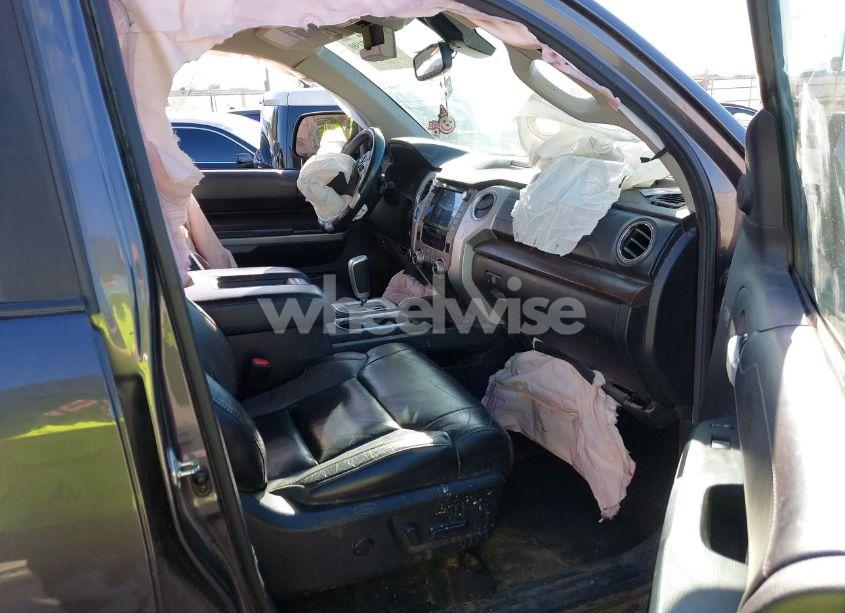 Photo 5 of 2020 Toyota Tundra LIMITED (VIN 5TFHY5F18LX948800)