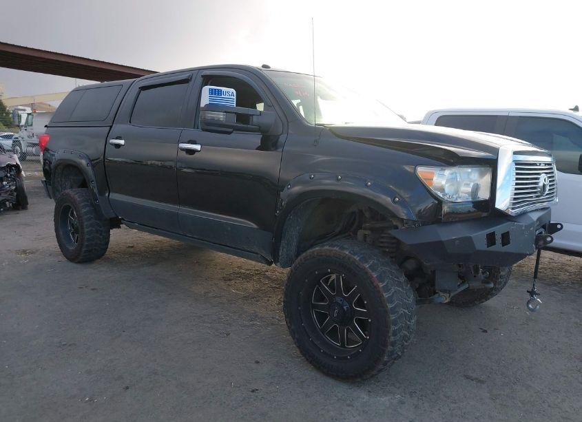 2010 Toyota Tundra CREWMAX LIMITED (VIN 5TFHY5F19AX095868) main photo