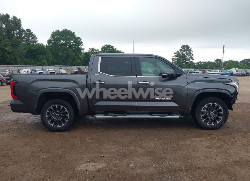 Photo 14 of 2022 Toyota Tundra LIMITED (VIN 5TFJA5AB2NX017802)