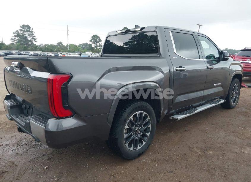 Photo 4 of 2022 Toyota Tundra LIMITED (VIN 5TFJA5AB2NX017802)