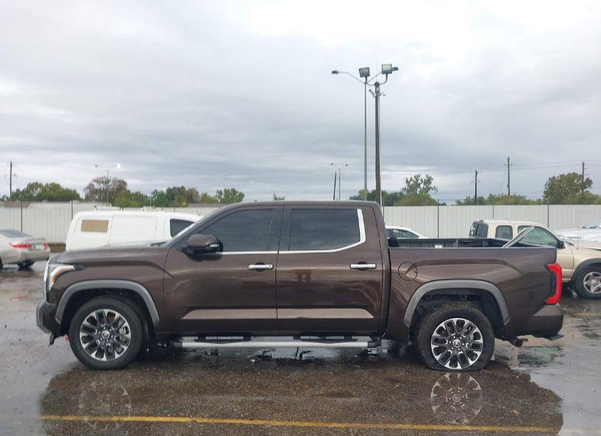 Photo 14 of 2023 Toyota Tundra LIMITED (VIN 5TFJA5AB5PX025783)