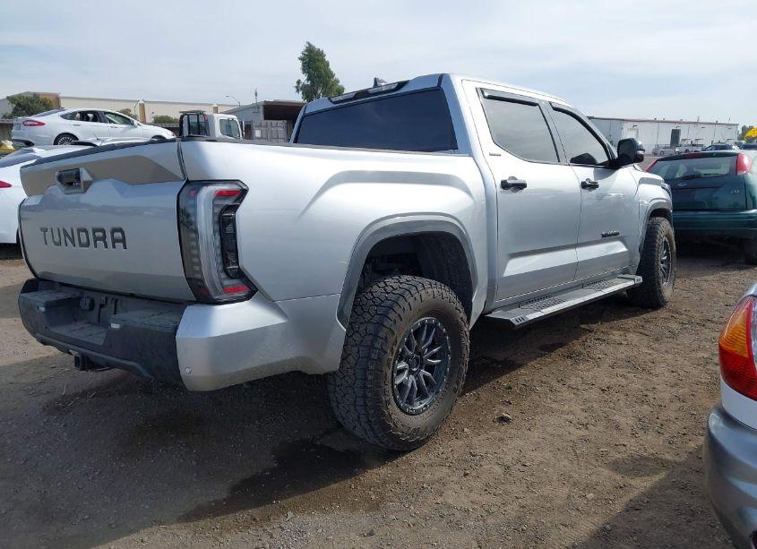 Photo 4 of 2022 Toyota Tundra LIMITED (VIN 5TFJA5AB7NX006956)