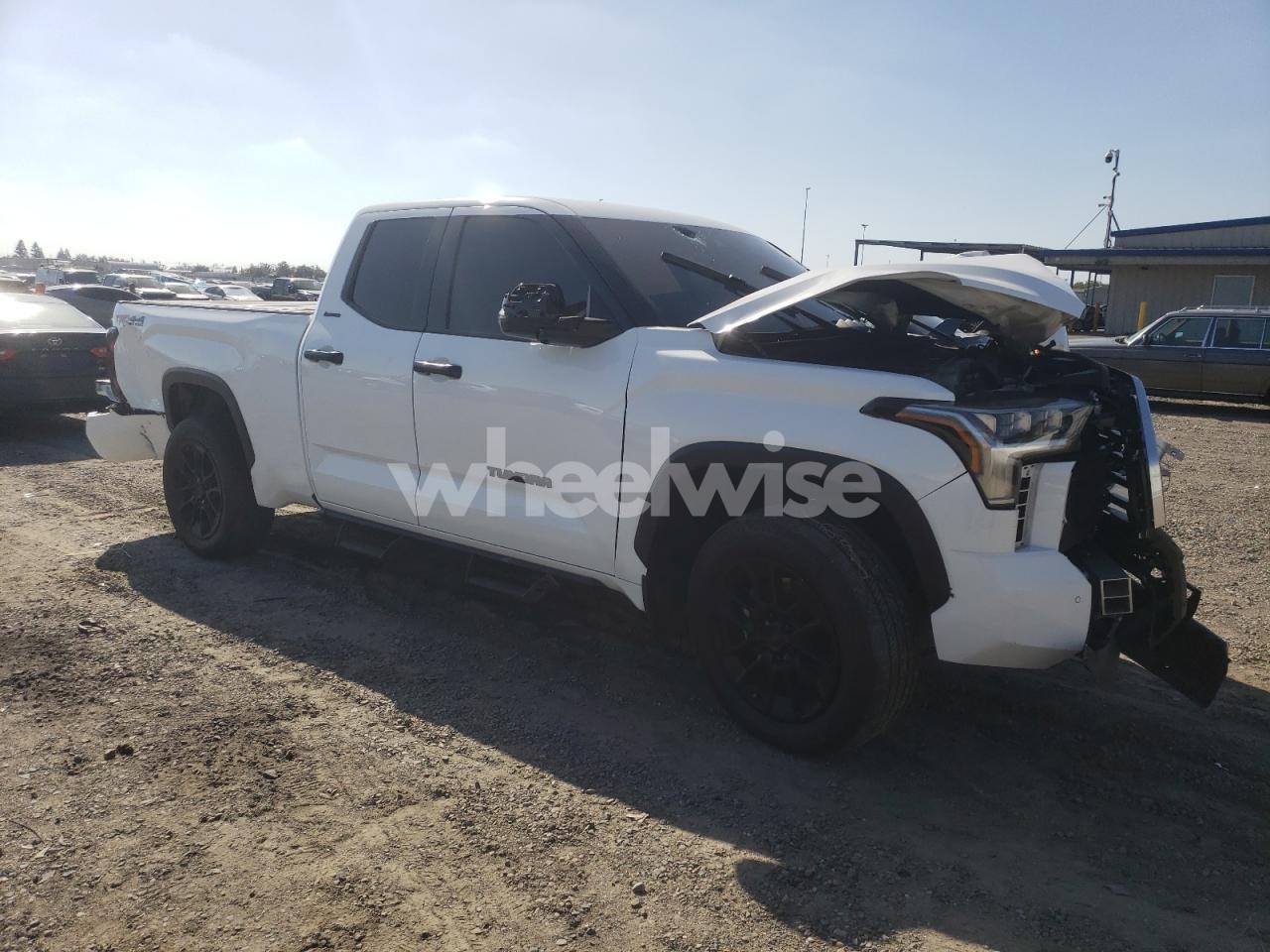 Photo 4 of 2022 TOYOTA TUNDRA DOUBLE CAB LIMITED (VIN 5TFJA5DA8NX043260)