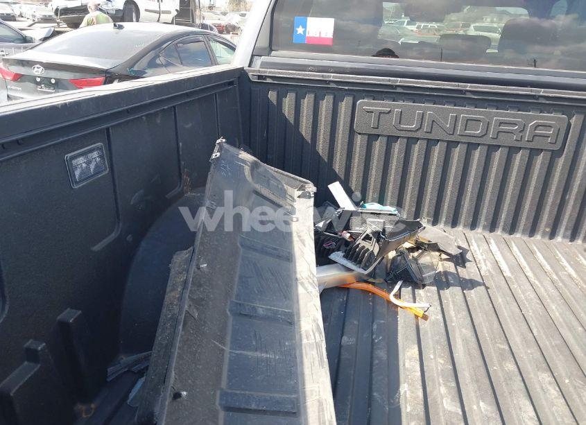 Photo 12 of 2024 Toyota Tundra LIMITED (VIN 5TFJA5DB0RX203498)