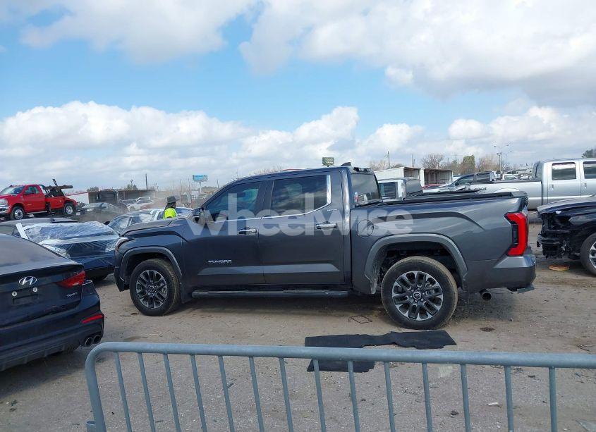 Photo 15 of 2024 Toyota Tundra LIMITED (VIN 5TFJA5DB0RX203498)