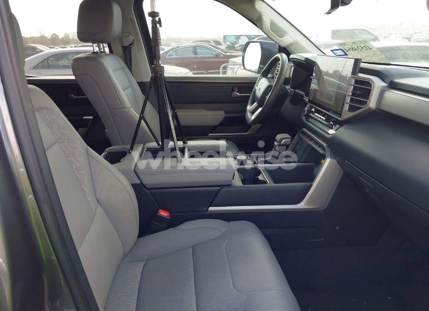 Photo 5 of 2024 Toyota Tundra LIMITED (VIN 5TFJA5DB0RX203498)