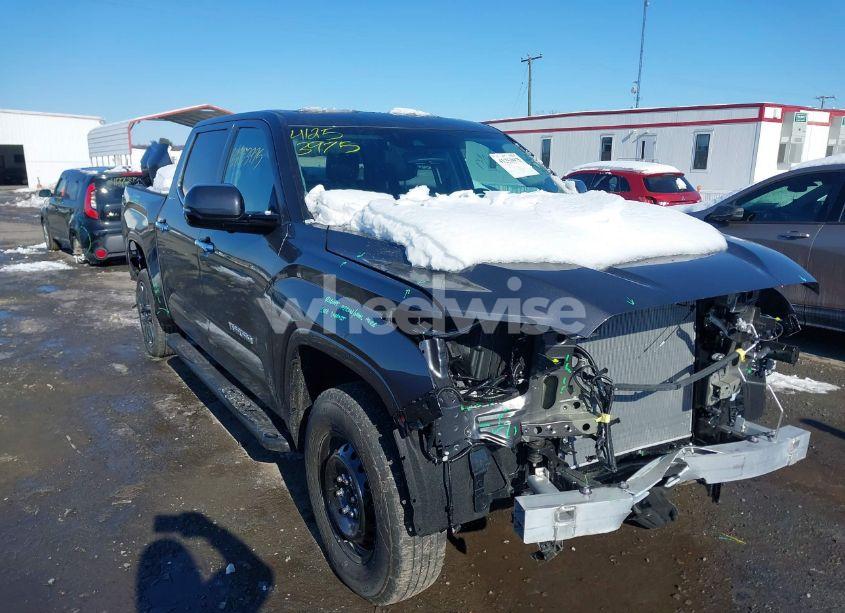 2024 Toyota Tundra LIMITED (VIN 5TFJA5DB1RX235201) main photo