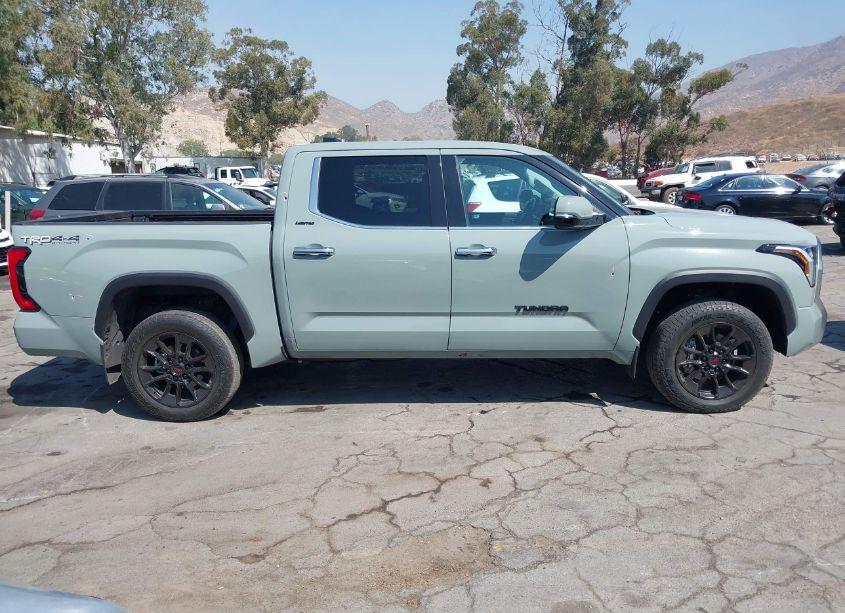 Photo 13 of 2023 Toyota Tundra LIMITED (VIN 5TFJA5DB2PX113279)