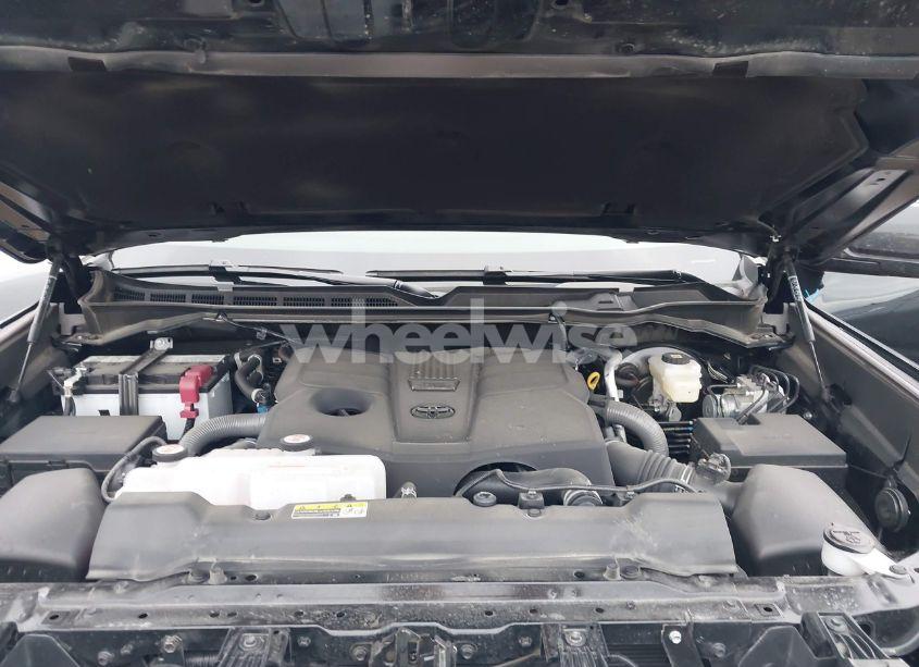 Photo 10 of 2024 Toyota Tundra LIMITED (VIN 5TFJA5DB2RX221405)