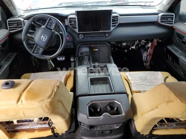 Photo 5 of 2022 TOYOTA TUNDRA CREWMAX LIMITED (VIN 5TFJA5DB3NX004830)
