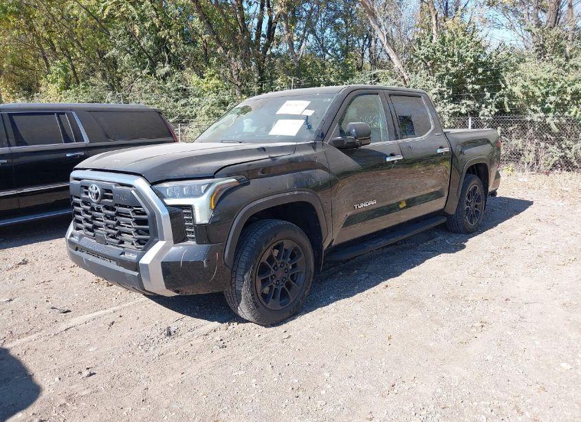 Photo 2 of 2022 Toyota Tundra LIMITED (VIN 5TFJA5DB5NX052216)