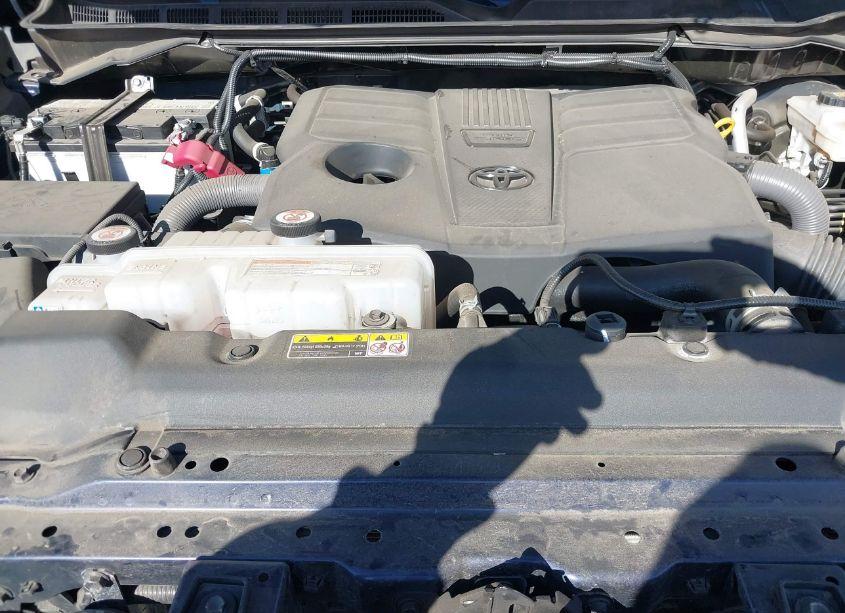 Photo 10 of 2023 Toyota Tundra LIMITED (VIN 5TFJA5DB5PX065812)