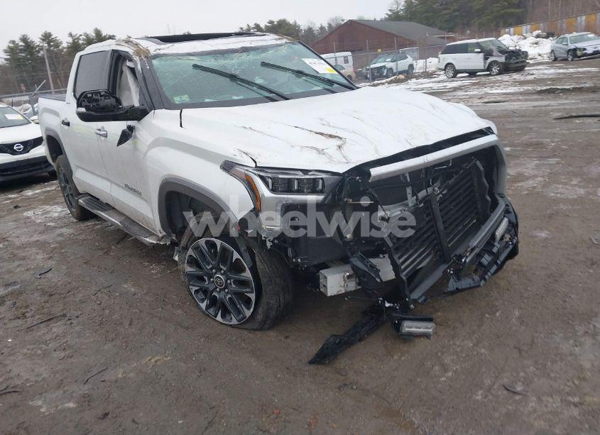 2024 Toyota Tundra LIMITED (VIN 5TFJA5DB5RX212519) main photo