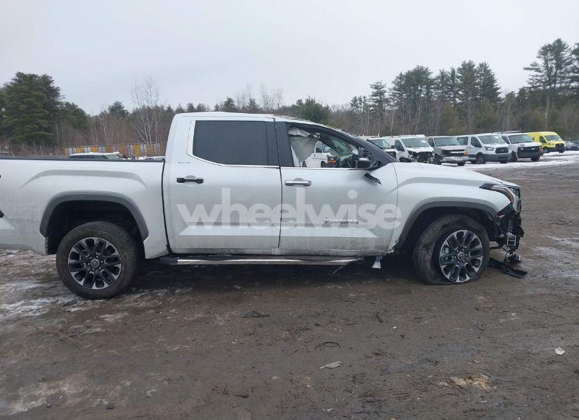Photo 13 of 2024 Toyota Tundra LIMITED (VIN 5TFJA5DB5RX212519)