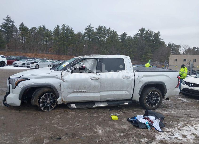 Photo 14 of 2024 Toyota Tundra LIMITED (VIN 5TFJA5DB5RX212519)