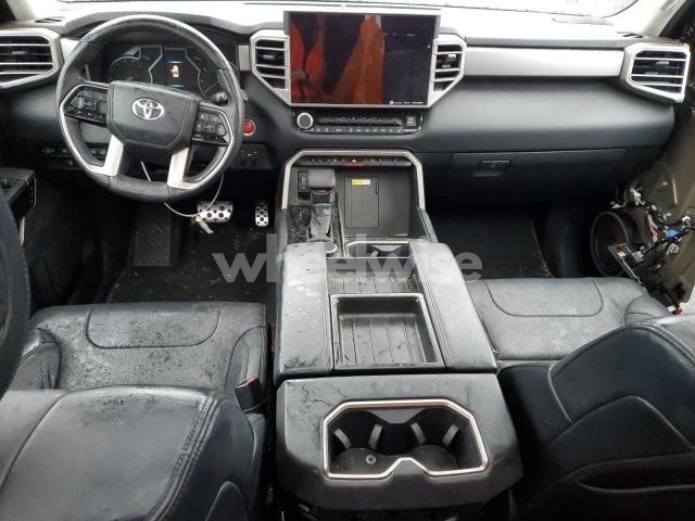 Photo 4 of 2022 TOYOTA TUNDRA CREWMAX LIMITED (VIN 5TFJA5DB6NX008659)