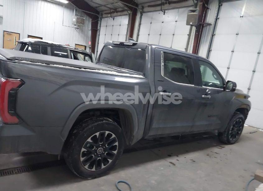 Photo 13 of 2024 Toyota Tundra LIMITED (VIN 5TFJA5DB7RX142621)