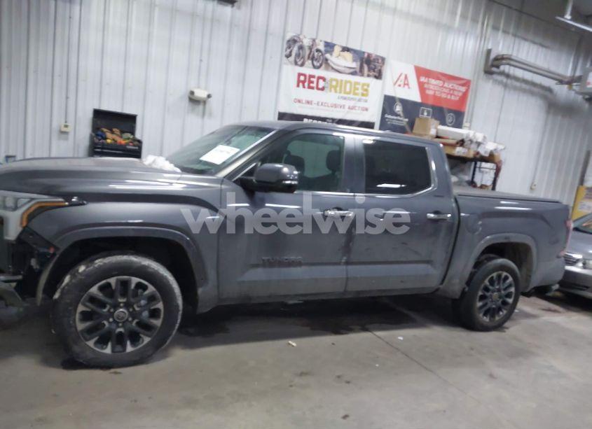 Photo 14 of 2024 Toyota Tundra LIMITED (VIN 5TFJA5DB7RX142621)
