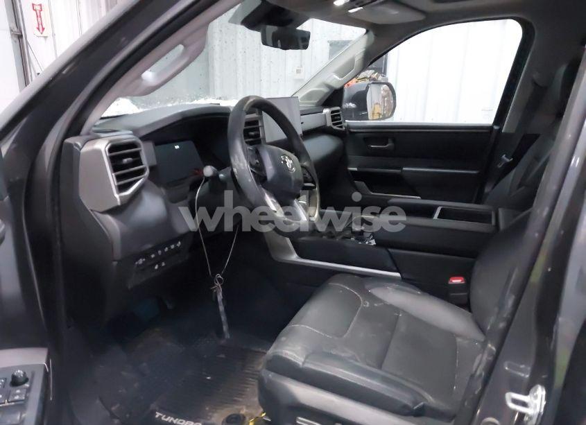 Photo 5 of 2024 Toyota Tundra LIMITED (VIN 5TFJA5DB7RX142621)