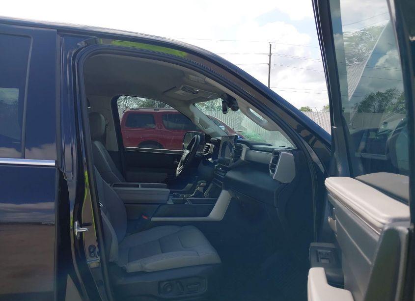 Photo 5 of 2024 Toyota Tundra LIMITED (VIN 5TFJA5DB8RX150968)