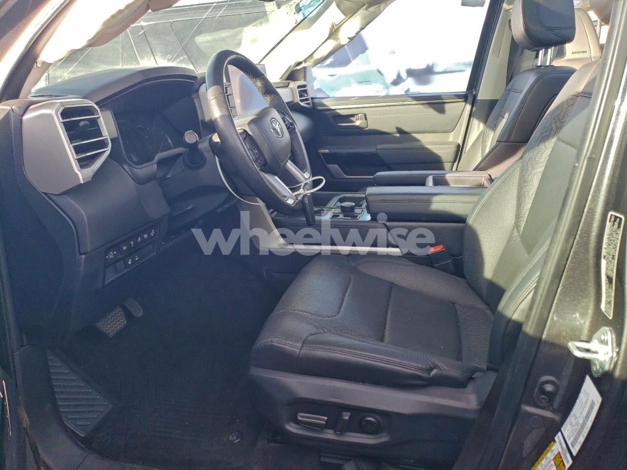 Photo 7 of 2022 TOYOTA TUNDRA CREWMAX LIMITED (VIN 5TFJA5DB9NX015198)