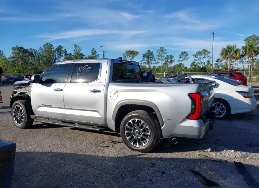 Photo 15 of 2023 Toyota Tundra LIMITED (VIN 5TFJA5DB9PX110038)