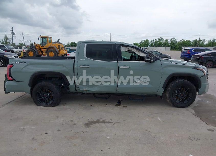 Photo 13 of 2022 Toyota Tundra LIMITED (VIN 5TFJA5DBXNX025819)