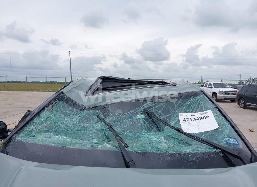 Photo 6 of 2022 Toyota Tundra LIMITED (VIN 5TFJA5DBXNX025819)