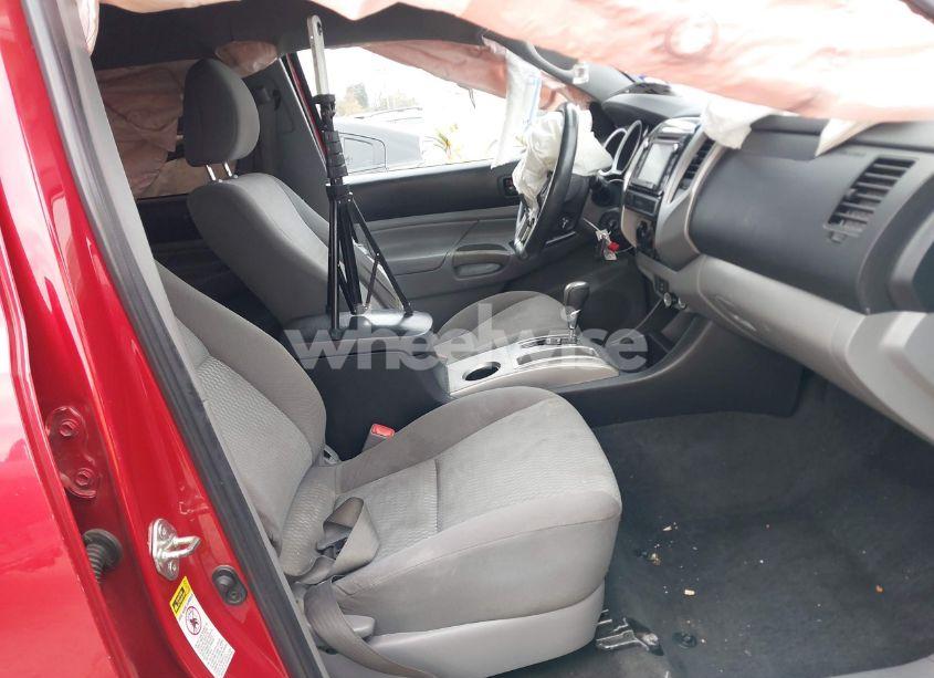 Photo 5 of 2015 Toyota Tacoma PRERUNNER V6 (VIN 5TFJU4GN0FX077646)