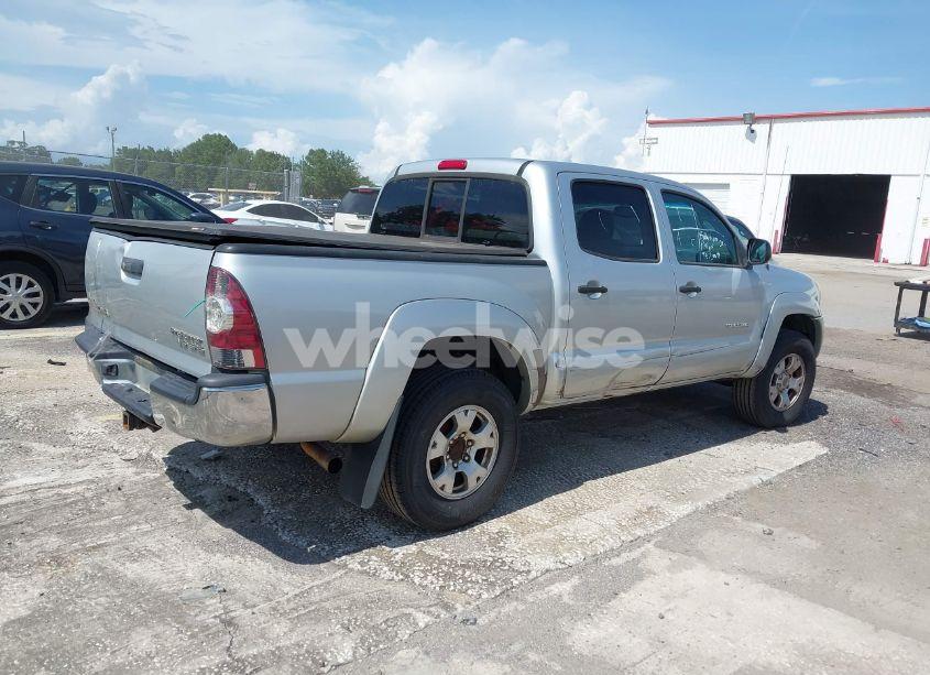 Photo 4 of 2011 Toyota Tacoma PRERUNNER V6 (VIN 5TFJU4GN1BX006515)