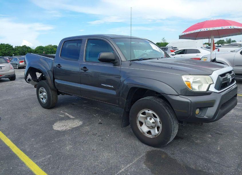 2013 Toyota Tacoma PRERUNNER V6 (VIN 5TFJU4GN1DX030235) main photo