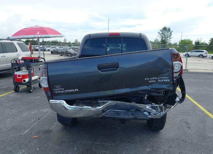 Photo 16 of 2013 Toyota Tacoma PRERUNNER V6 (VIN 5TFJU4GN1DX030235)