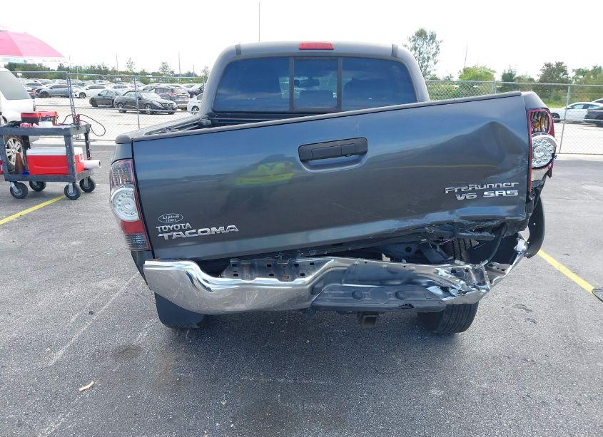 Photo 17 of 2013 Toyota Tacoma PRERUNNER V6 (VIN 5TFJU4GN1DX030235)