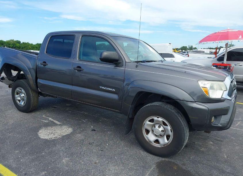 Photo 19 of 2013 Toyota Tacoma PRERUNNER V6 (VIN 5TFJU4GN1DX030235)