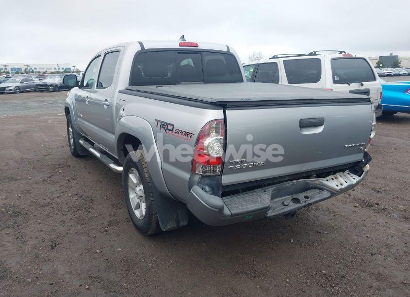 Photo 3 of 2014 Toyota Tacoma DOUBLE CAB PRERUNNER (VIN 5TFJU4GN1EX052382)